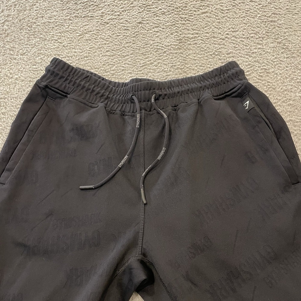 Gymshark Joggers Mens Medium Black Jacquard AOP Logo Drawstring Pockets EUC
